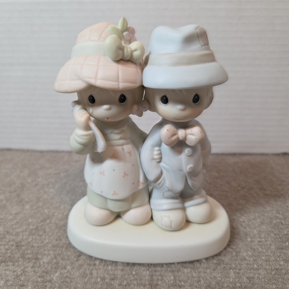 Precious Moments God Bless Our Family Figurine 1986 Sailboat Mark 100498